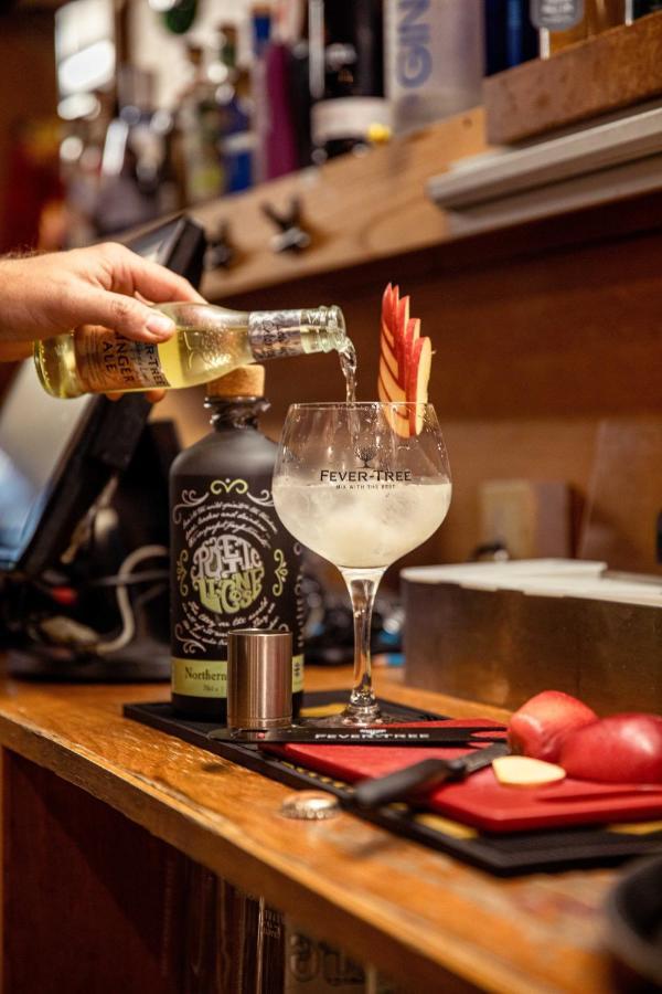 King'S Head Inn แลงเกนนิธ ภายนอก รูปภาพ